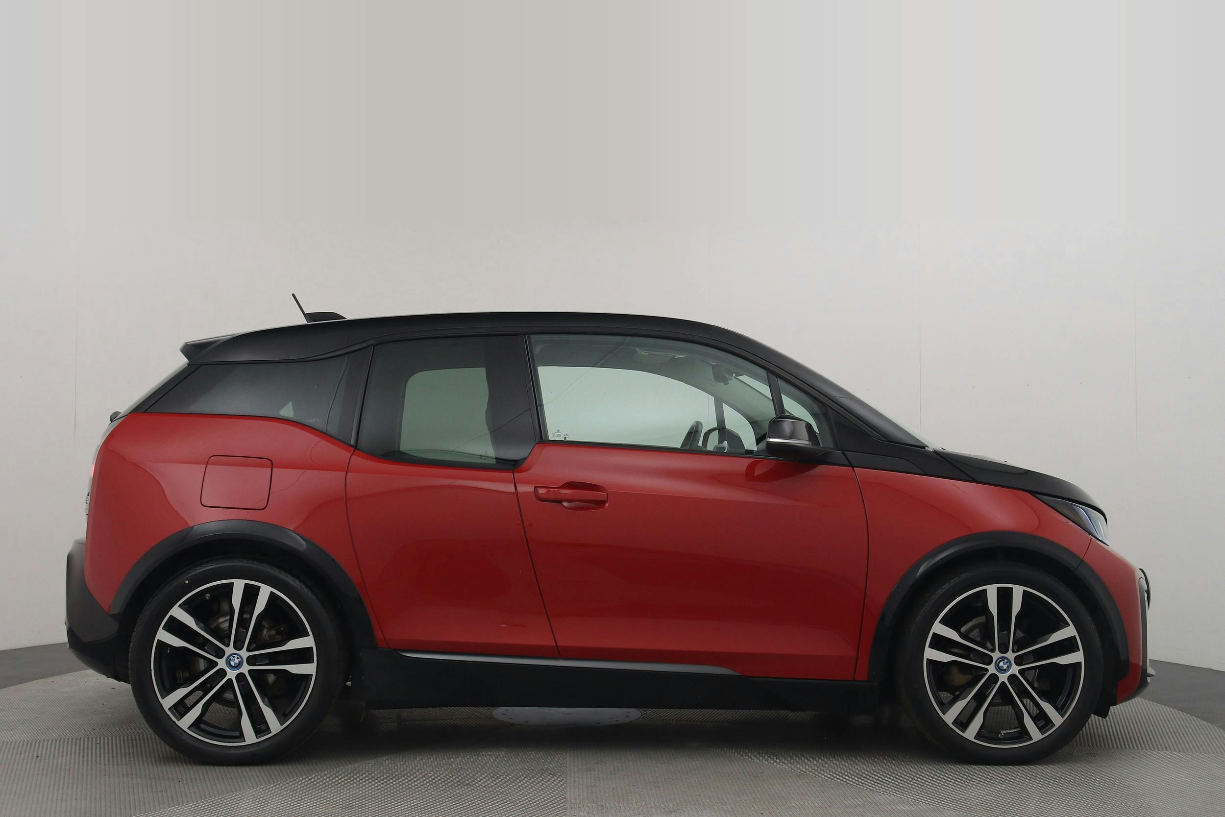 BMW i3s