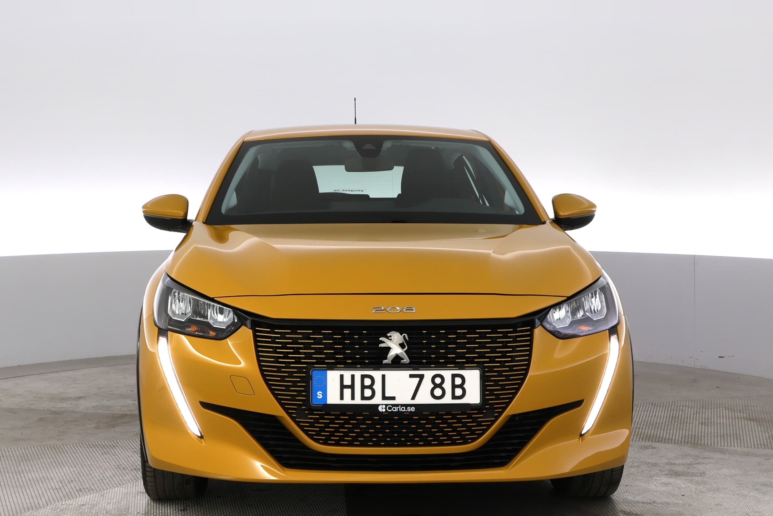 Peugeot e-208