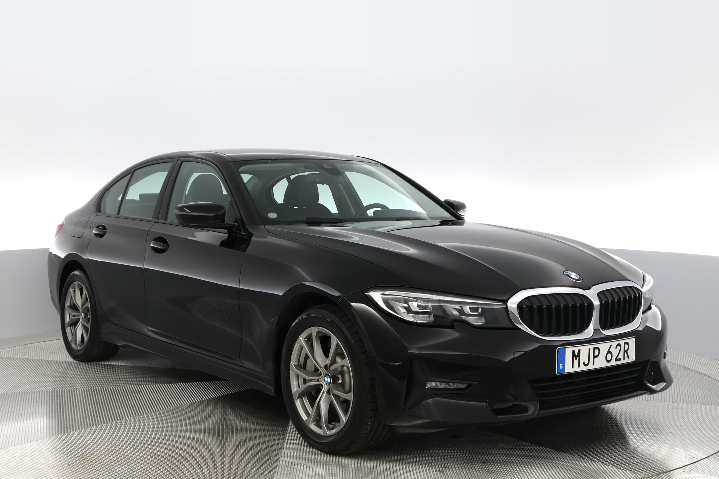 BMW 330e