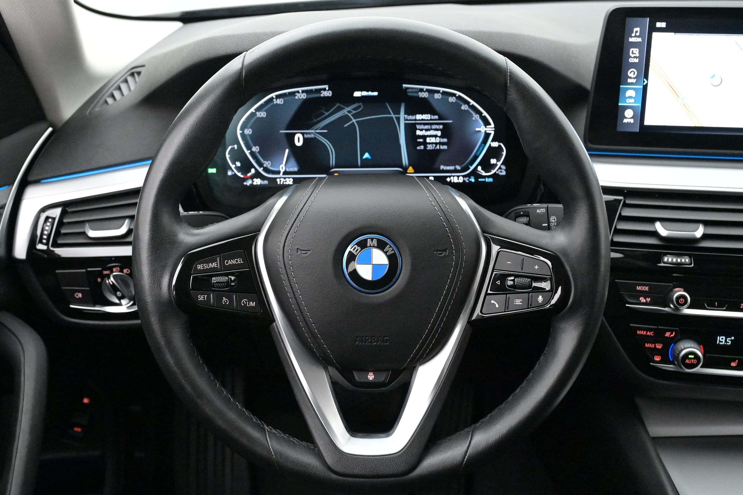 BMW 530e