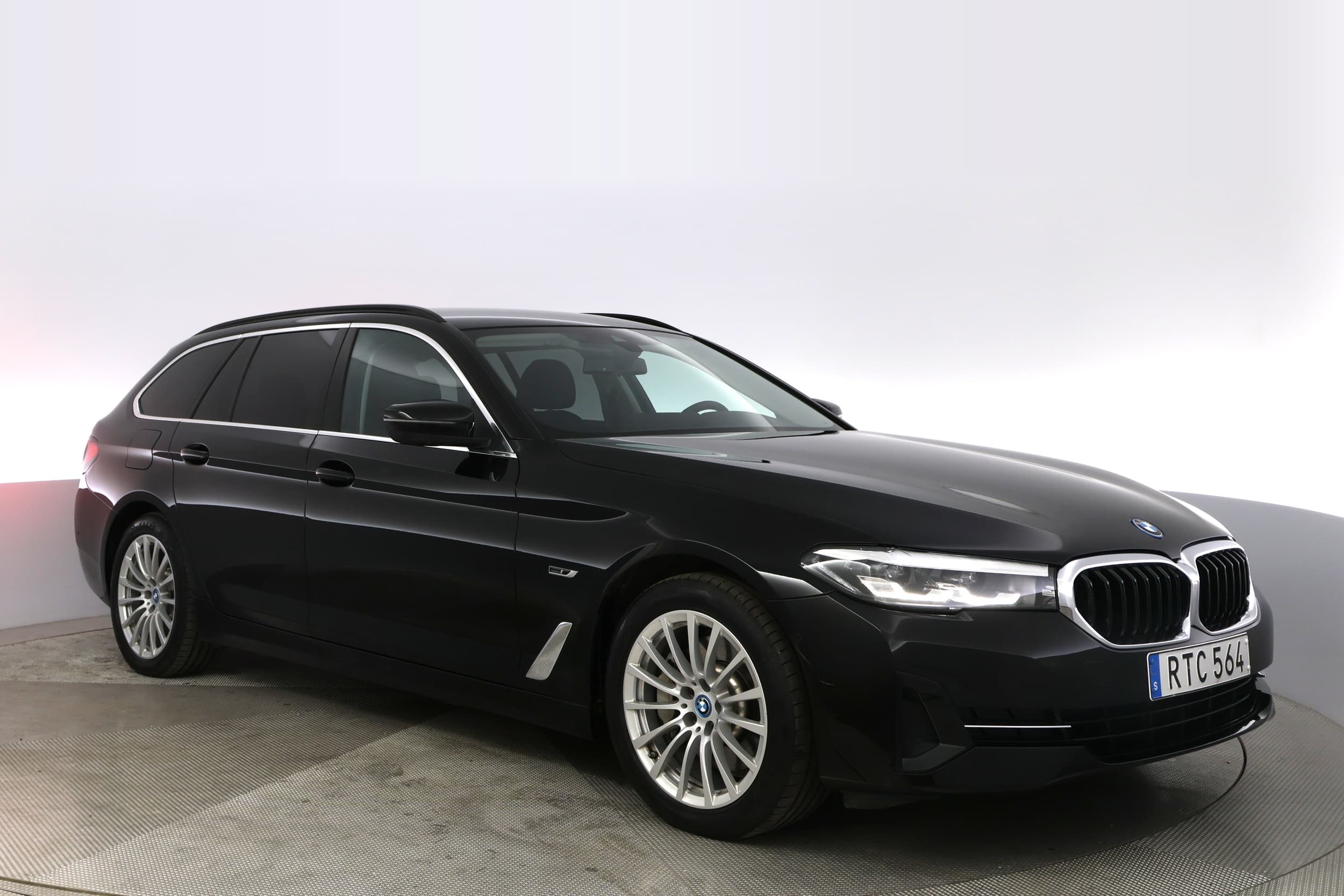 BMW 530e