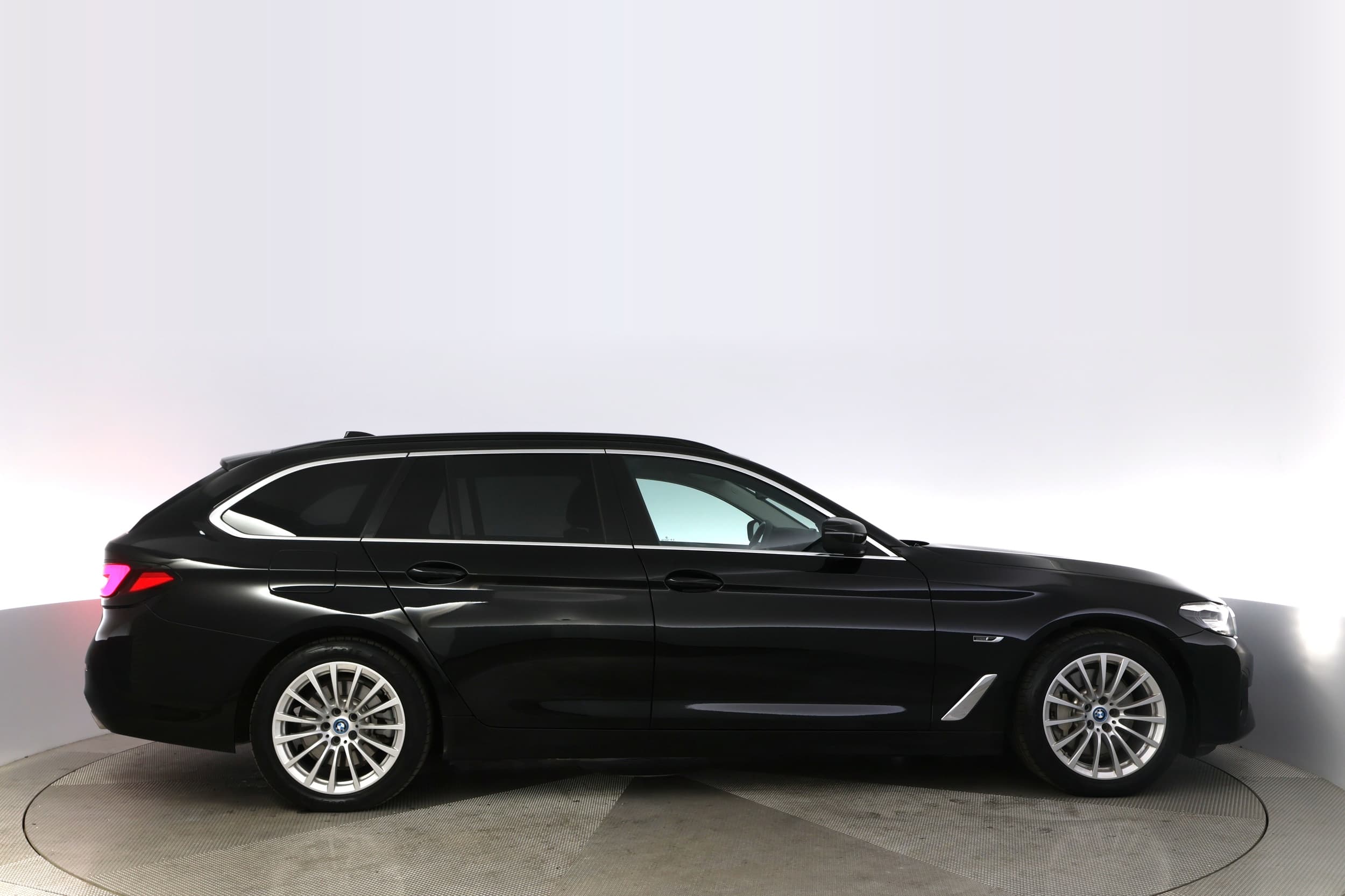 BMW 530e