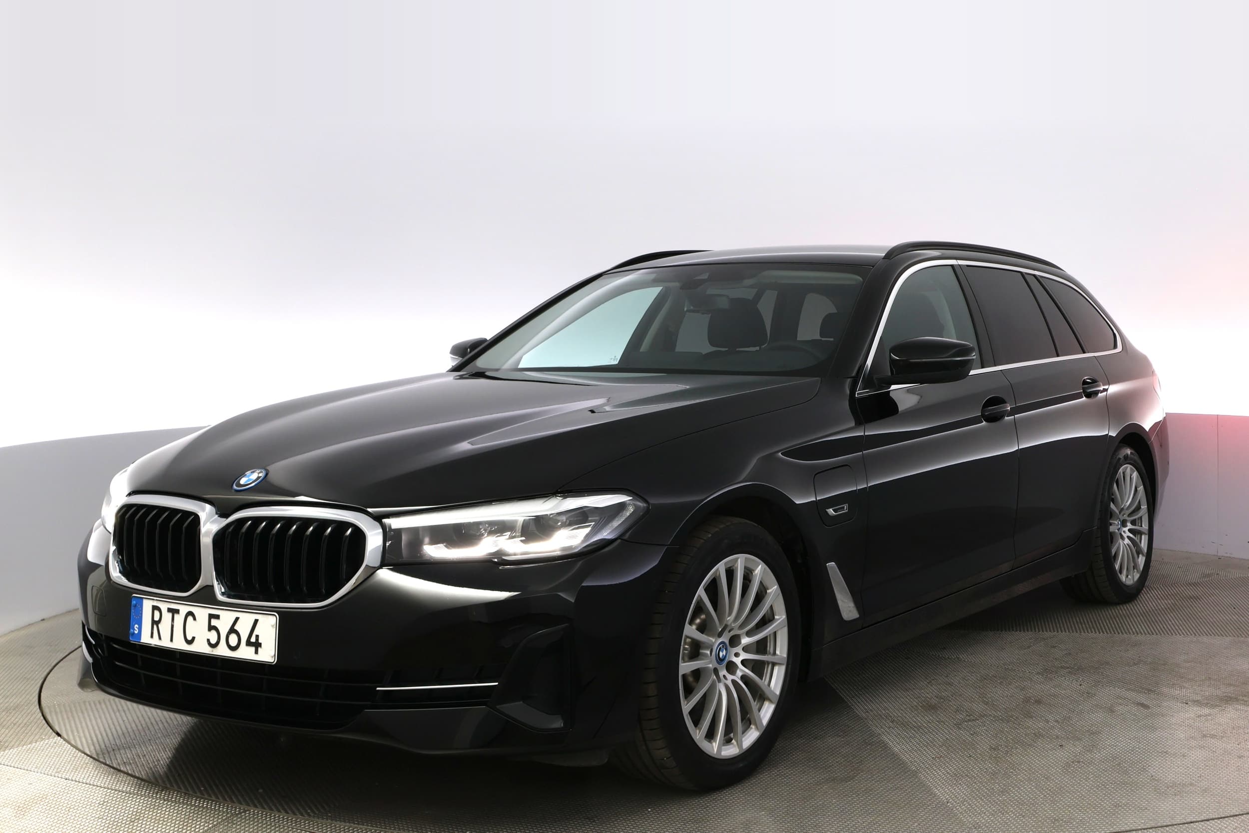 BMW 530e