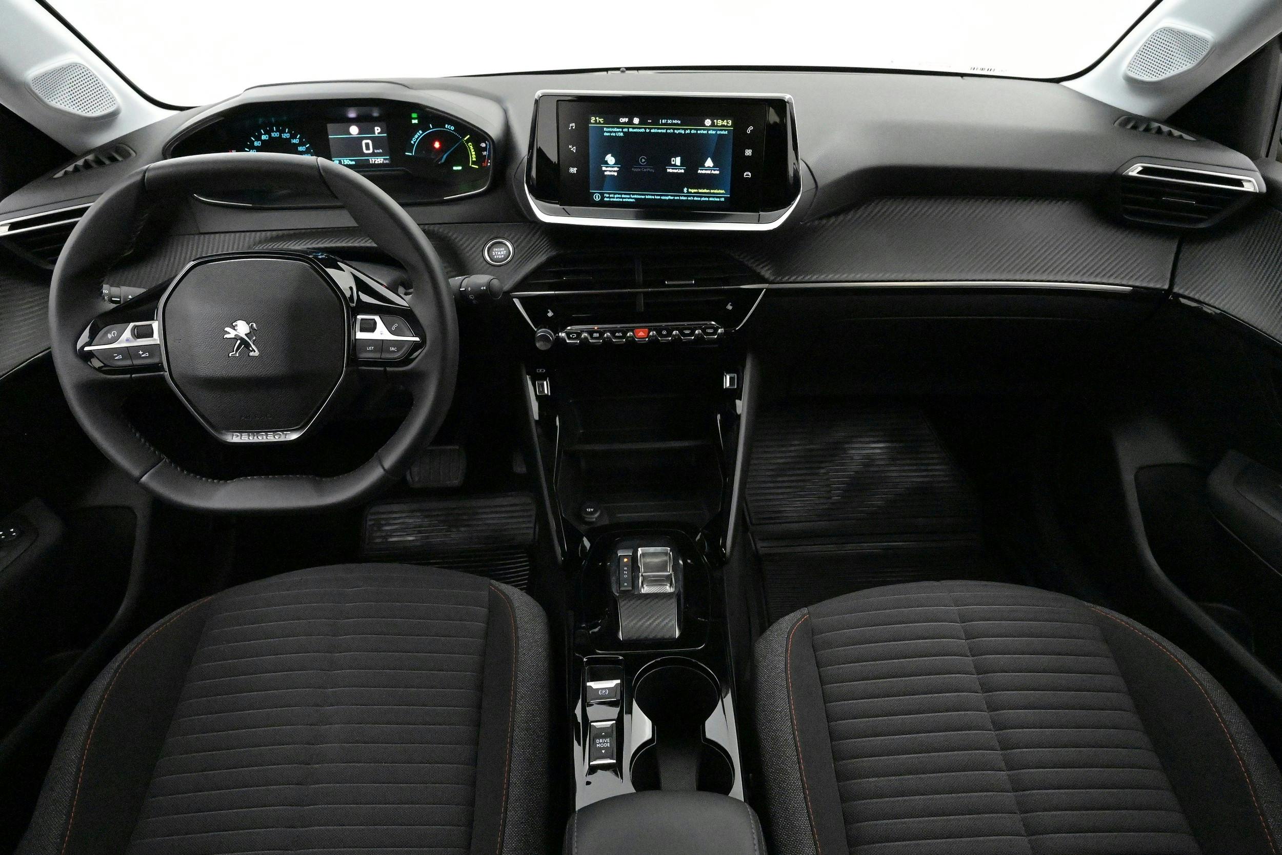 Peugeot e-208