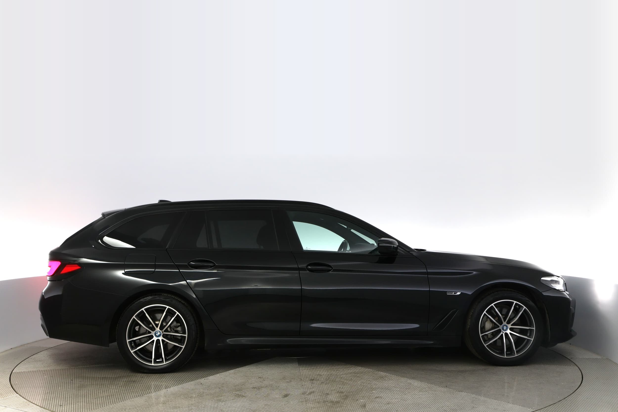 BMW 530e