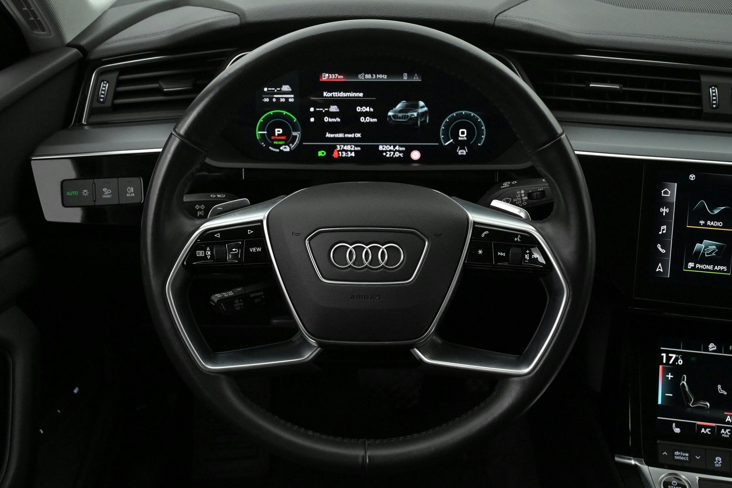 Audi e-tron