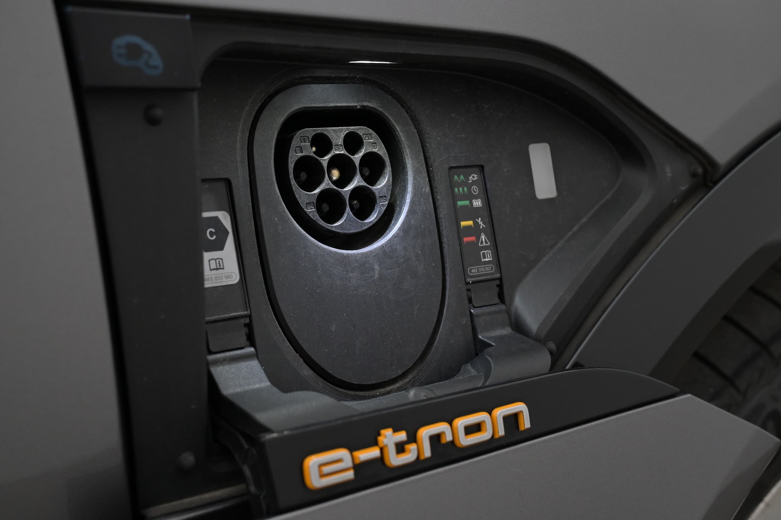 Audi e-tron