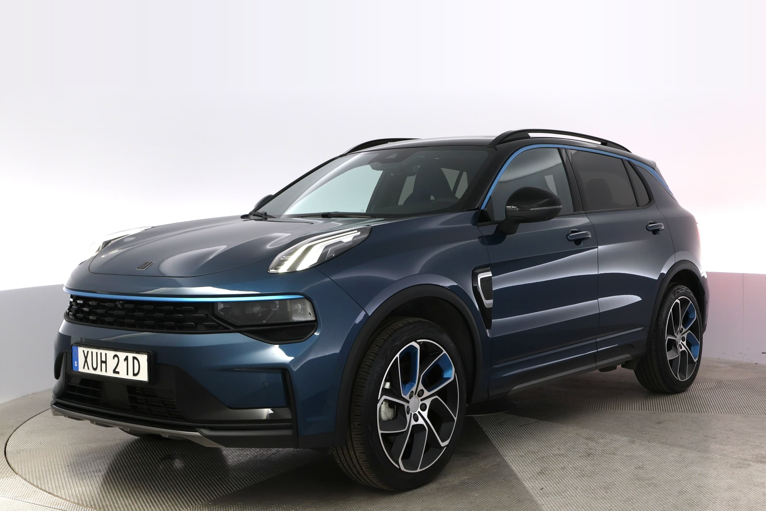 Lynk & Co 01