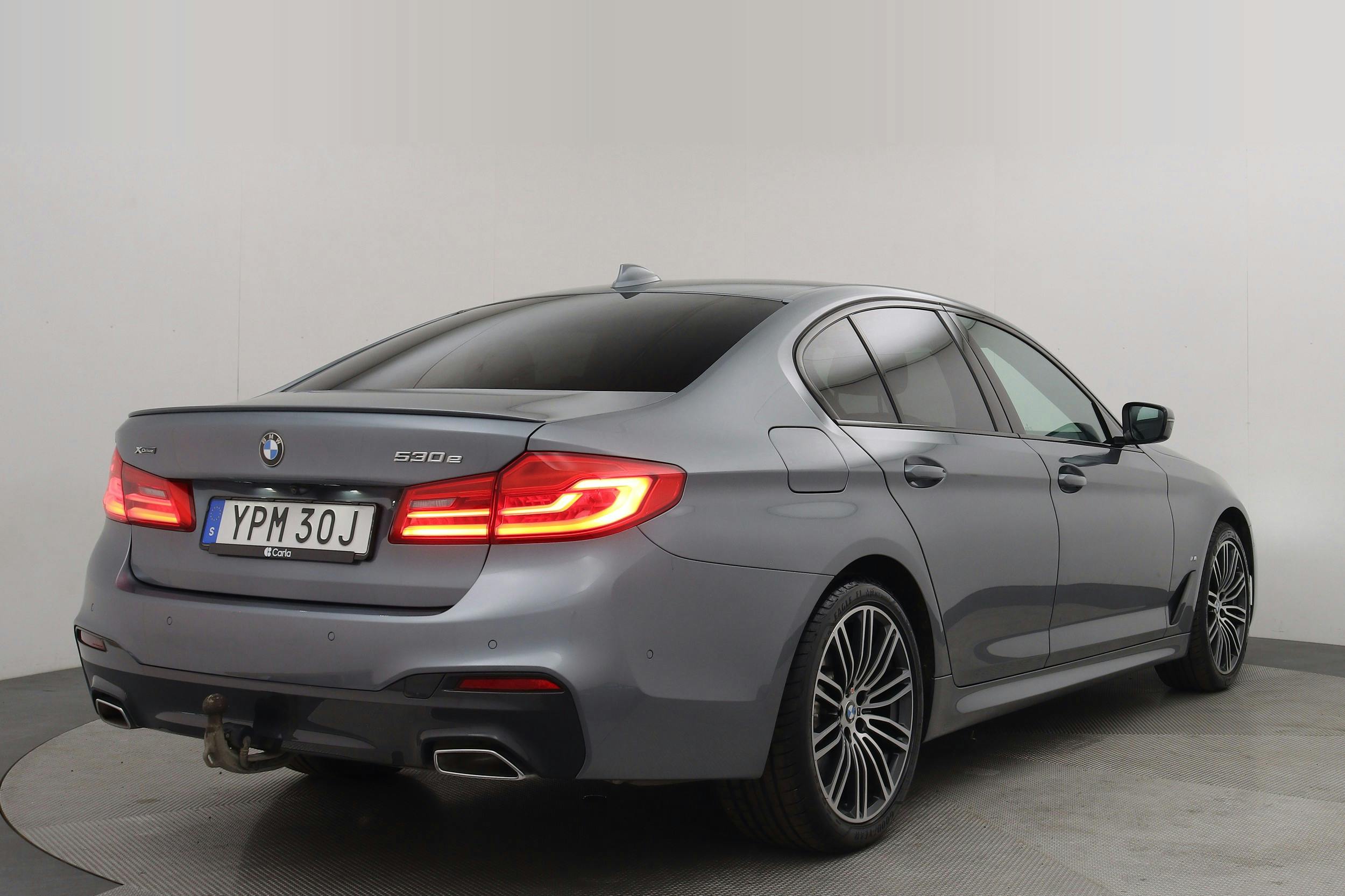 BMW 530e