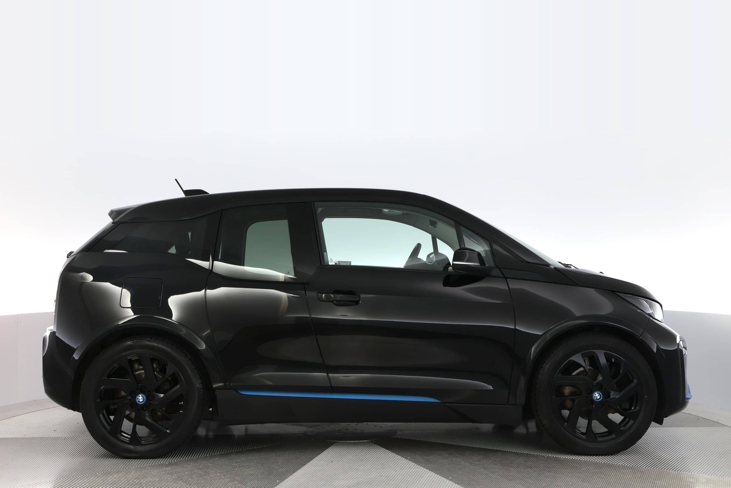 BMW i3s