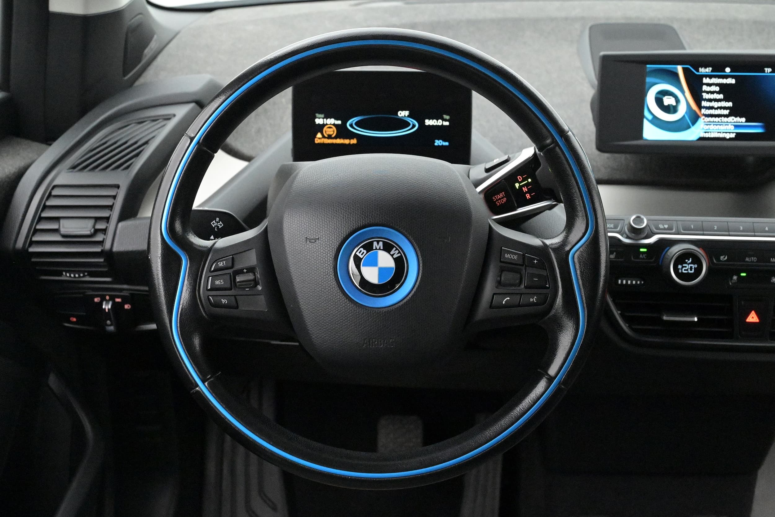 BMW i3